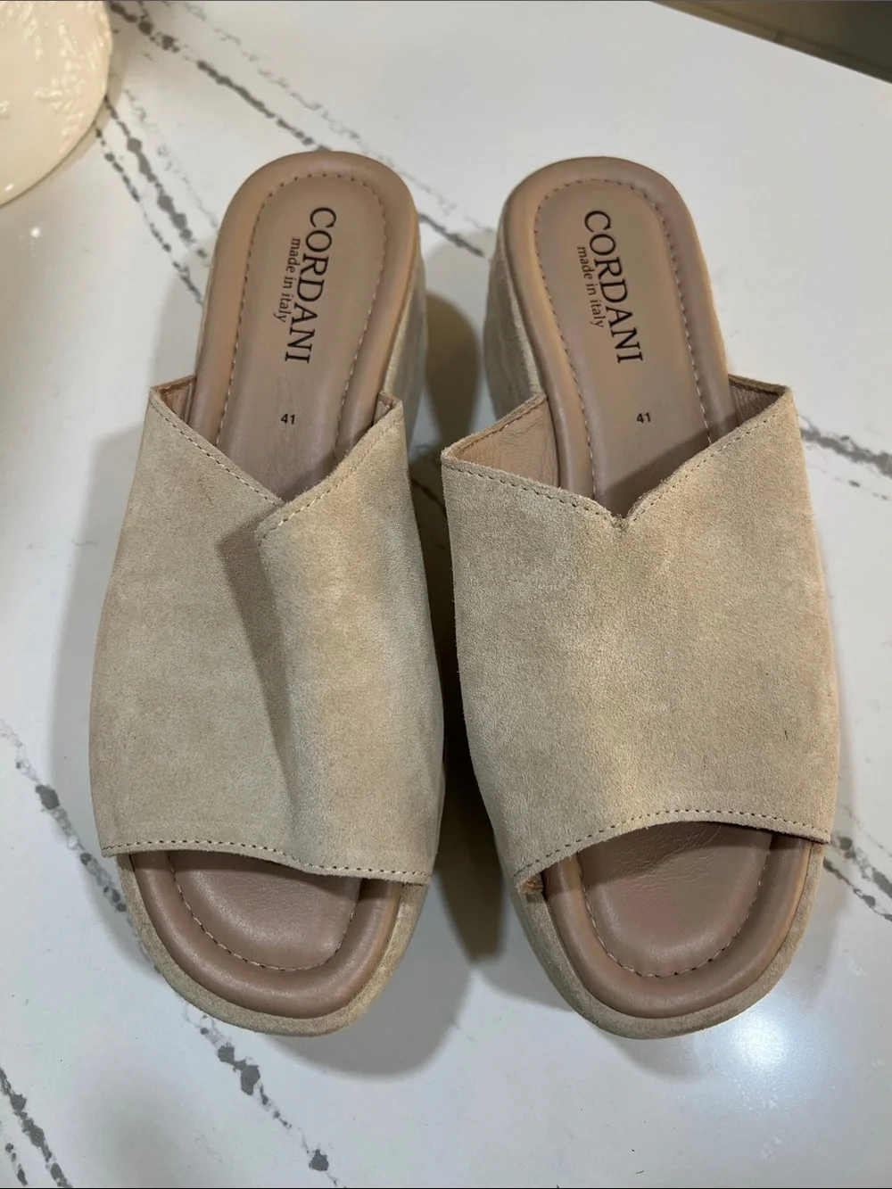 Cordani Made in Italy Beige Suede Platform Slide Sandals size W41 (10)